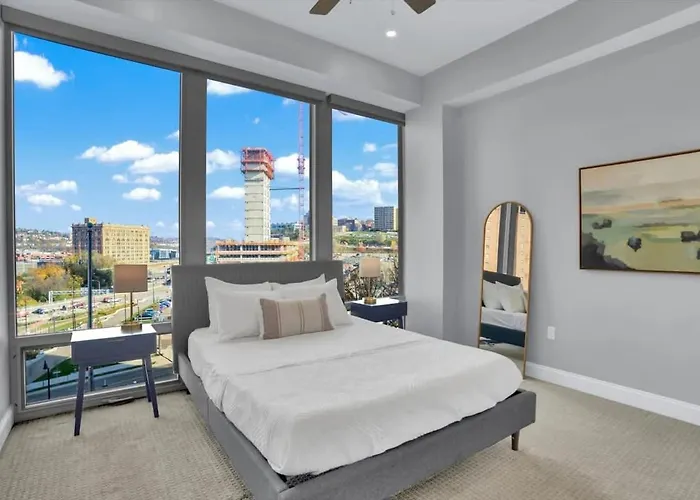 Cozysuites Spacious 2br, Ppg Paints Arena, Pitts Apartment Pittsburgh