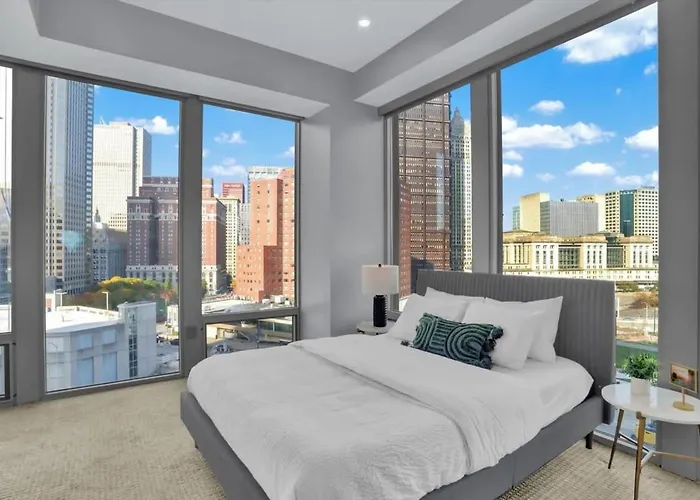 Cozysuites Spacious 2br, Ppg Paints Arena, Pitts Apartment